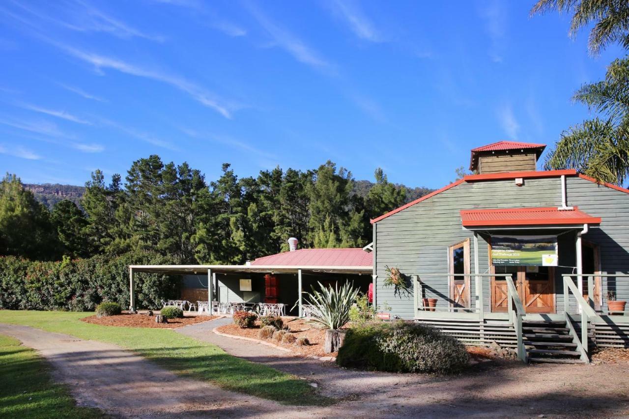 Kangaroo Valley Timber Cabin Exterior photo
